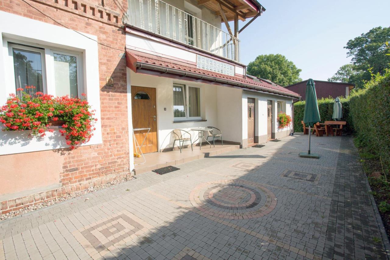 Sloneczne Apartamenty Großmöllen Exterior foto